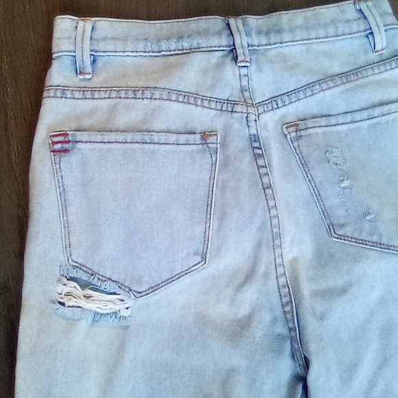 -BDG Urban Outfitters Destroyed High Rise Mom Jeans - Picture 8 of 12